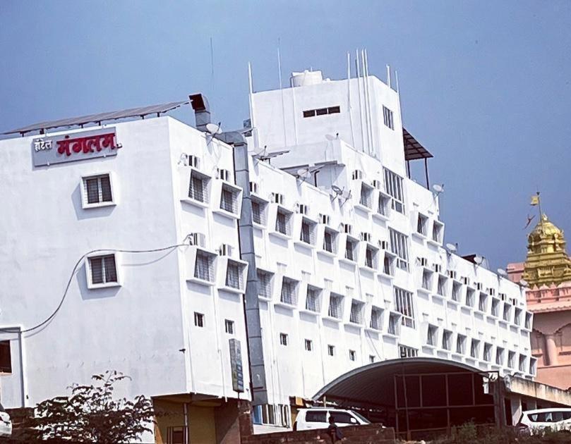 Hotel Mangalam Kurandvad Extérieur photo